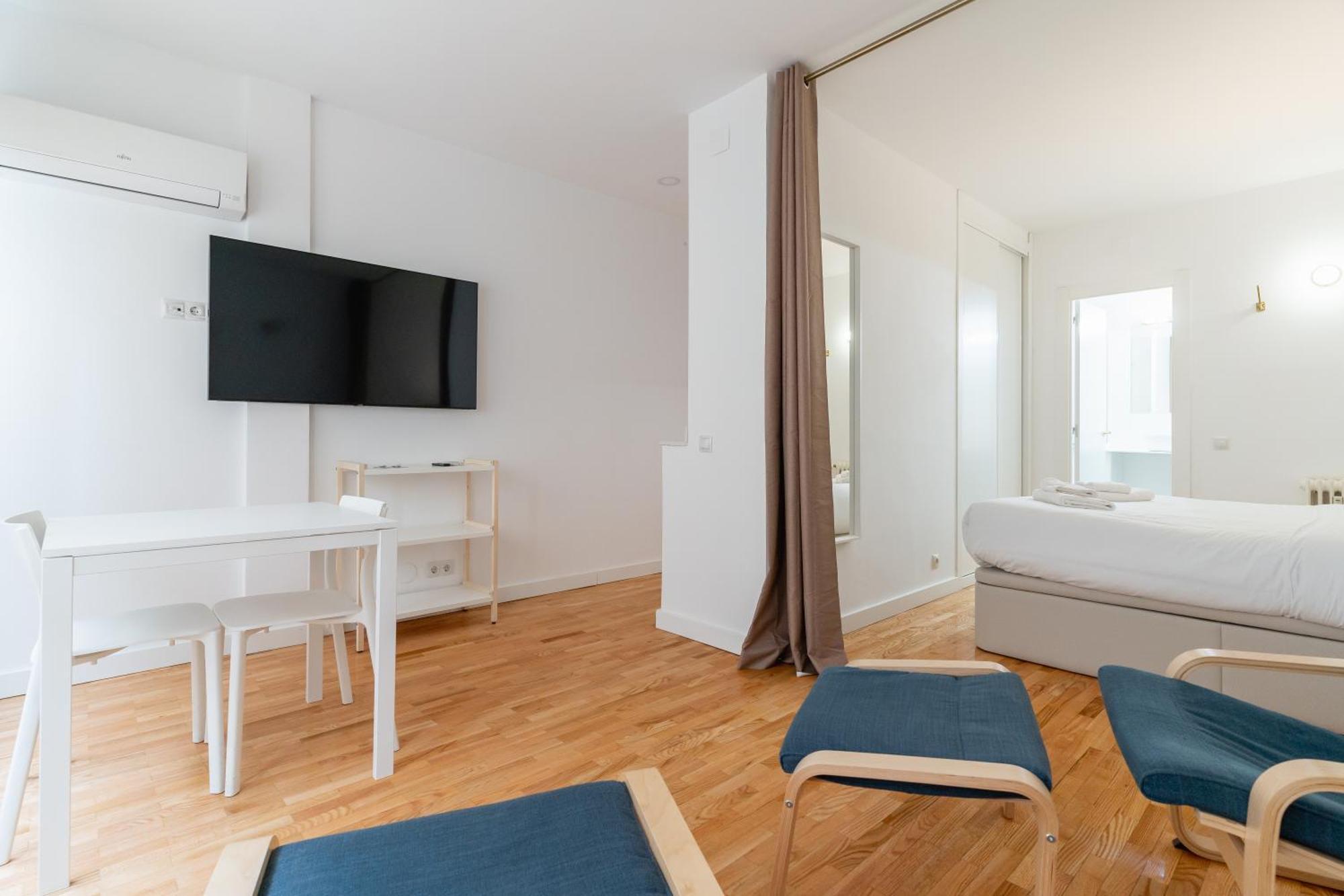 Cozy And Bright-1Bedroom 1Bathroom-Las Letras Madrid Bagian luar foto